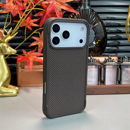 ArmaWeave® – Kevlar Carbon Fiber Case for iPhones