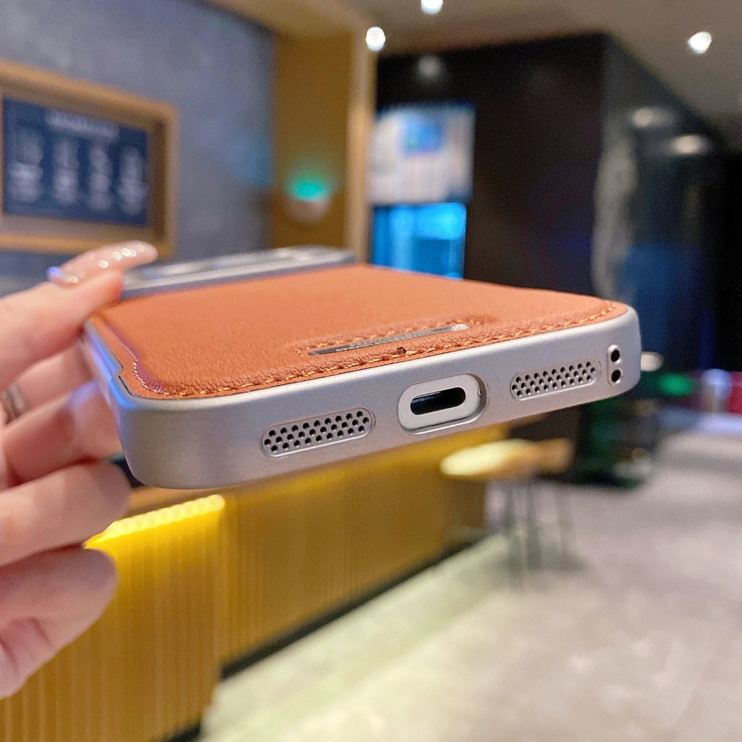 Leather Frameless iPhone 17 Case with MagSafe - FonKayz